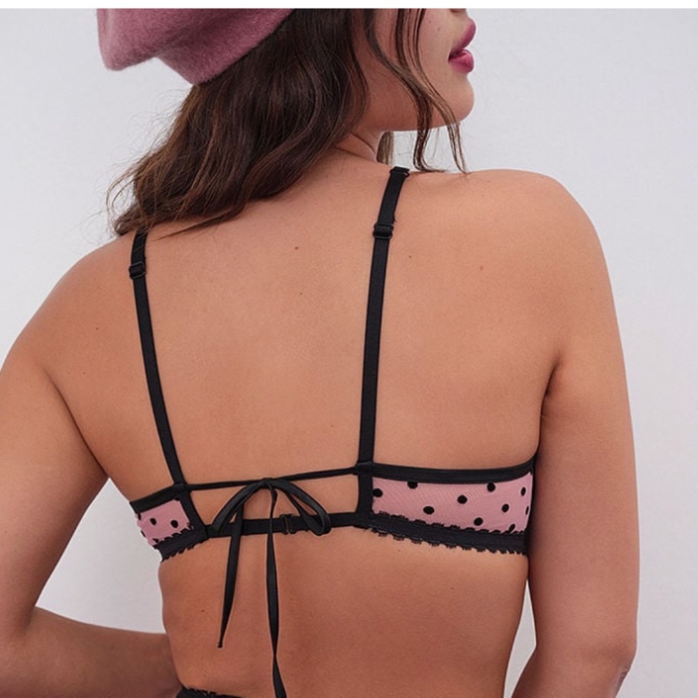 NWT For Love and Lemons 🍋 Zinnia Embroidered Bra - Picture 3 of 4
